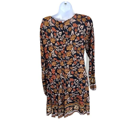 Revolve RAGA Size Medium Romper Shorts Long Sleeve Boho Cottage Peasant - Picture 3 of 13